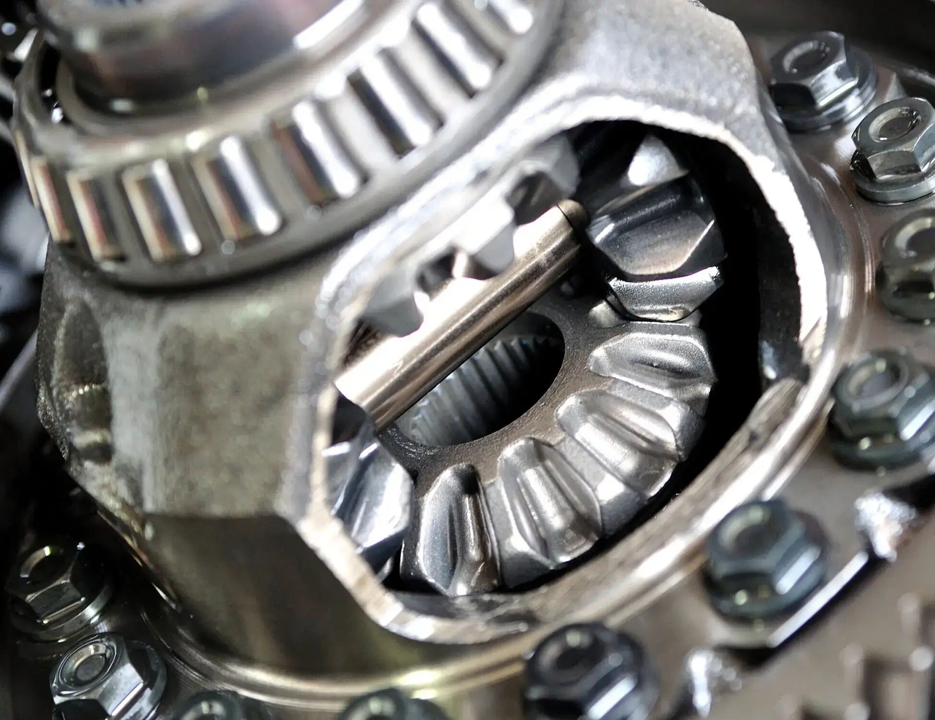 Differential Service & Tune Up | Multnomah Automotive